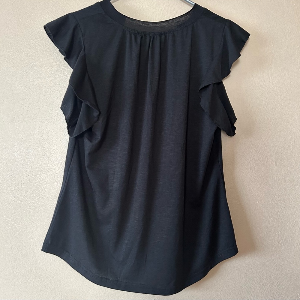 zeagoo Black V-Neck Flutter Sleeve Blouse - Picture 4 of 5